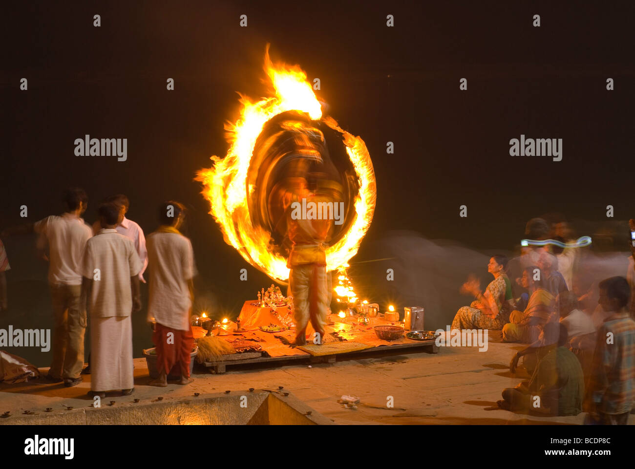 Diwali - Lichterfest in Varanasi, Indien. Stockfoto