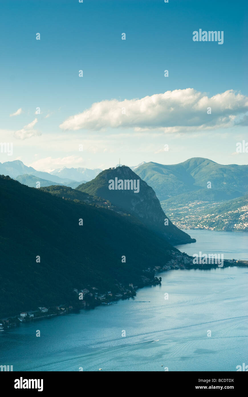 Monte San Salvatore und Lugano Seeblick von Serpiano Tessin Schweiz Stockfoto