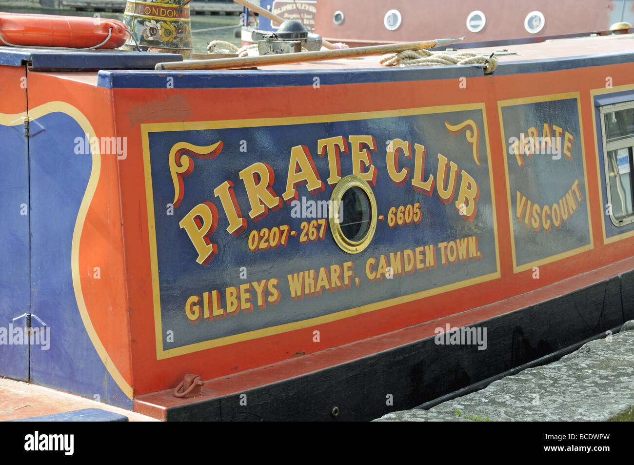 Piraten Club Kanal Boot Battlebridge Becken Regents Canal Islington London England UK Stockfoto