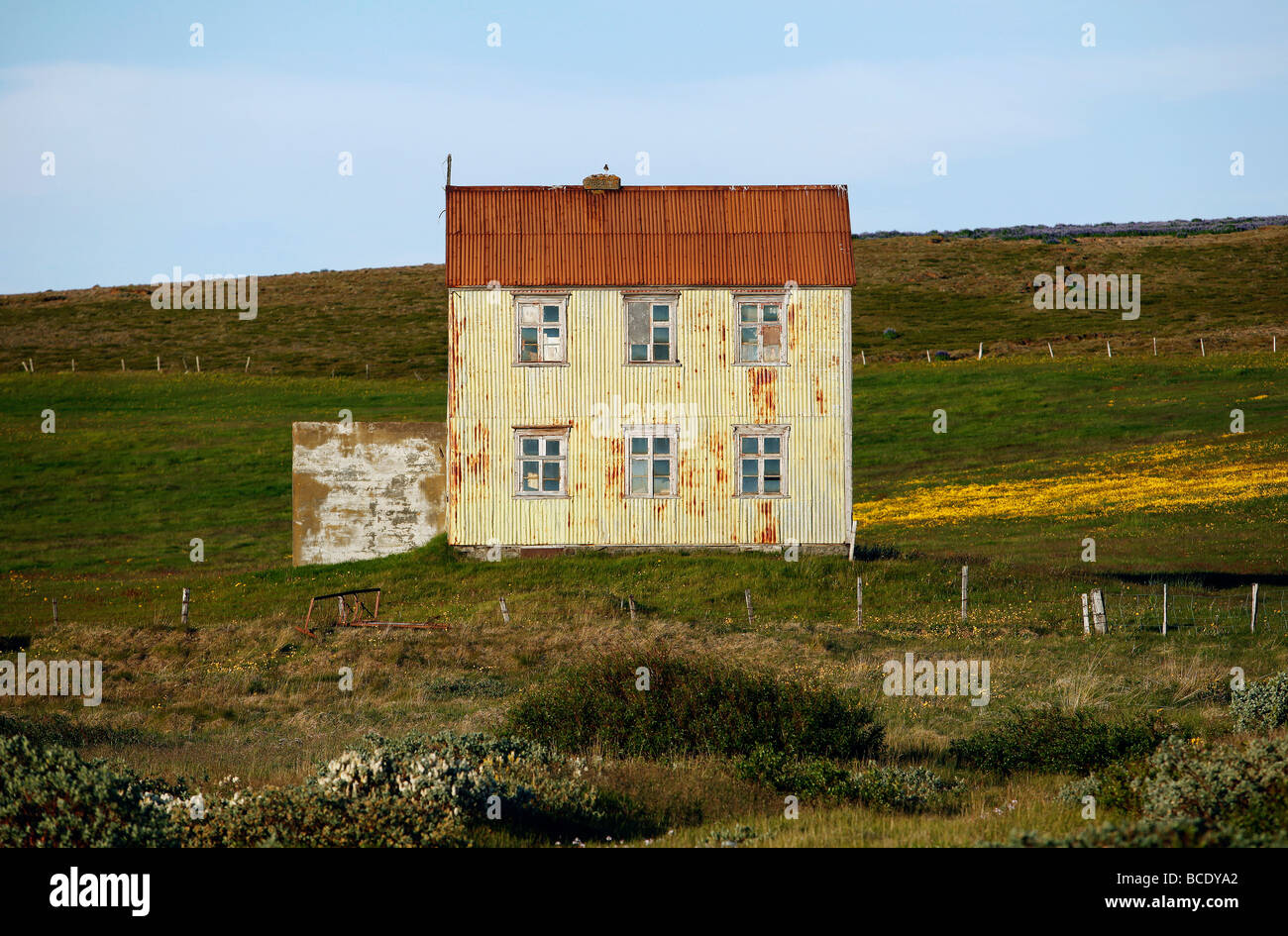 Verlassenes Haus in der Nähe von Köpasker, Island Stockfoto