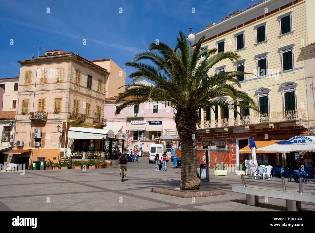 Piazza Garibaldi, La Maddalena Stadt auf der Insel La Maddalena, Sardinien, Italien Stockfoto