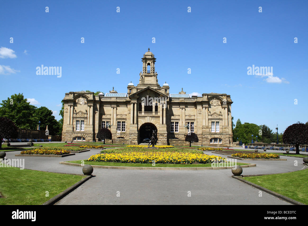 Cartwright Hall Bradford Yorkshire. inmitten der Lister Park beherbergt seine Kunstgalerie. Die Galerie wurde im Jahre 1904 eröffnet. Stockfoto