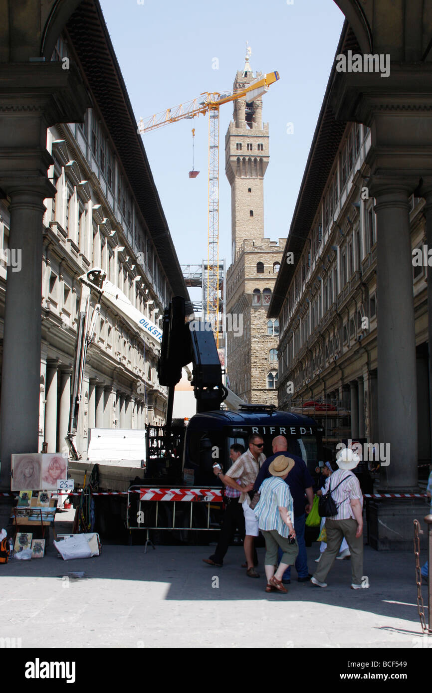 Immer ein Kran auf dem Bild wenn Sie wan, um ein Foto zu machen!. Florenz, Italien Stockfoto