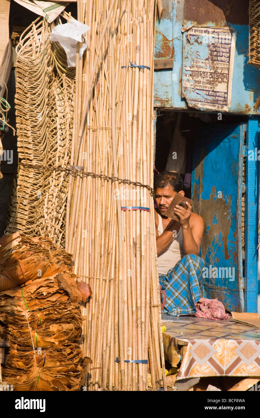 Kalkutta, Mullik Ghat Blumenmarkt, Kolkata, Westbengalen, Indien Stockfoto