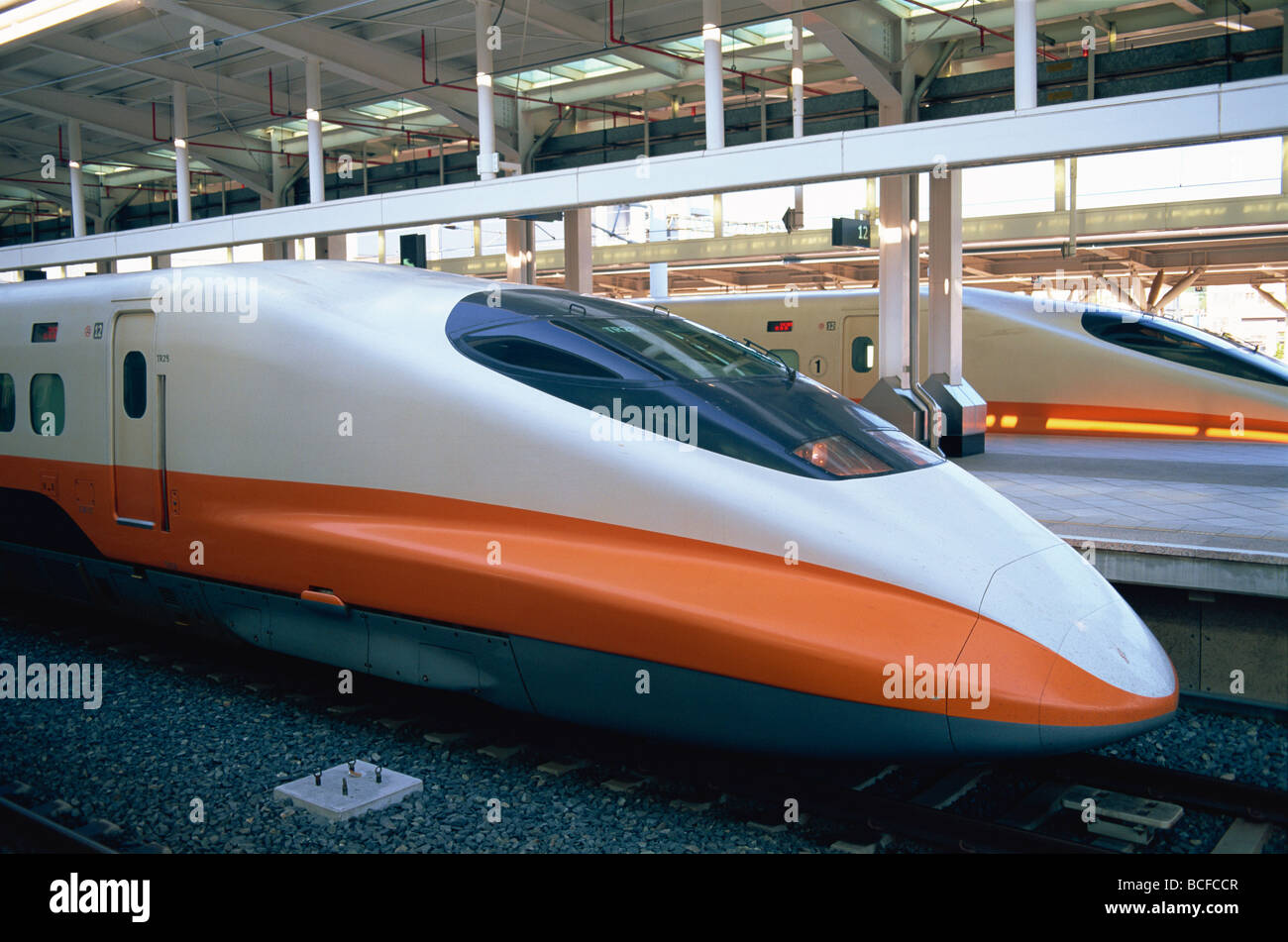 Taiwan Kaohsiung High-Speed Rail HSR Zug Stockfoto