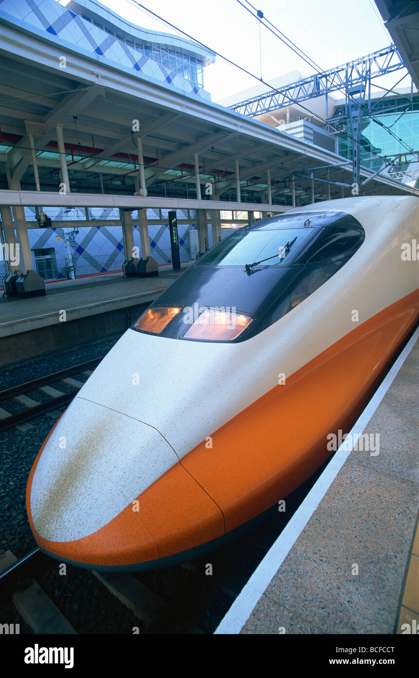 Taiwan Kaohsiung High-Speed Rail HSR Zug Stockfoto