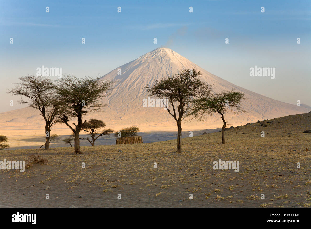 Ol Doinyo Lengai Vulkan, Natron-See, Tansania Stockfoto