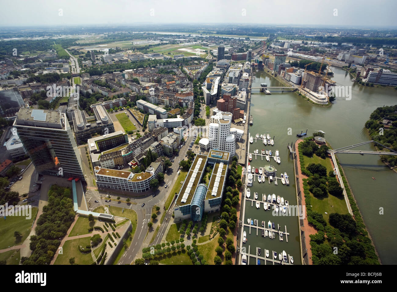 Luftaufnahme von Düsseldorf MediaHarbor Stockfoto