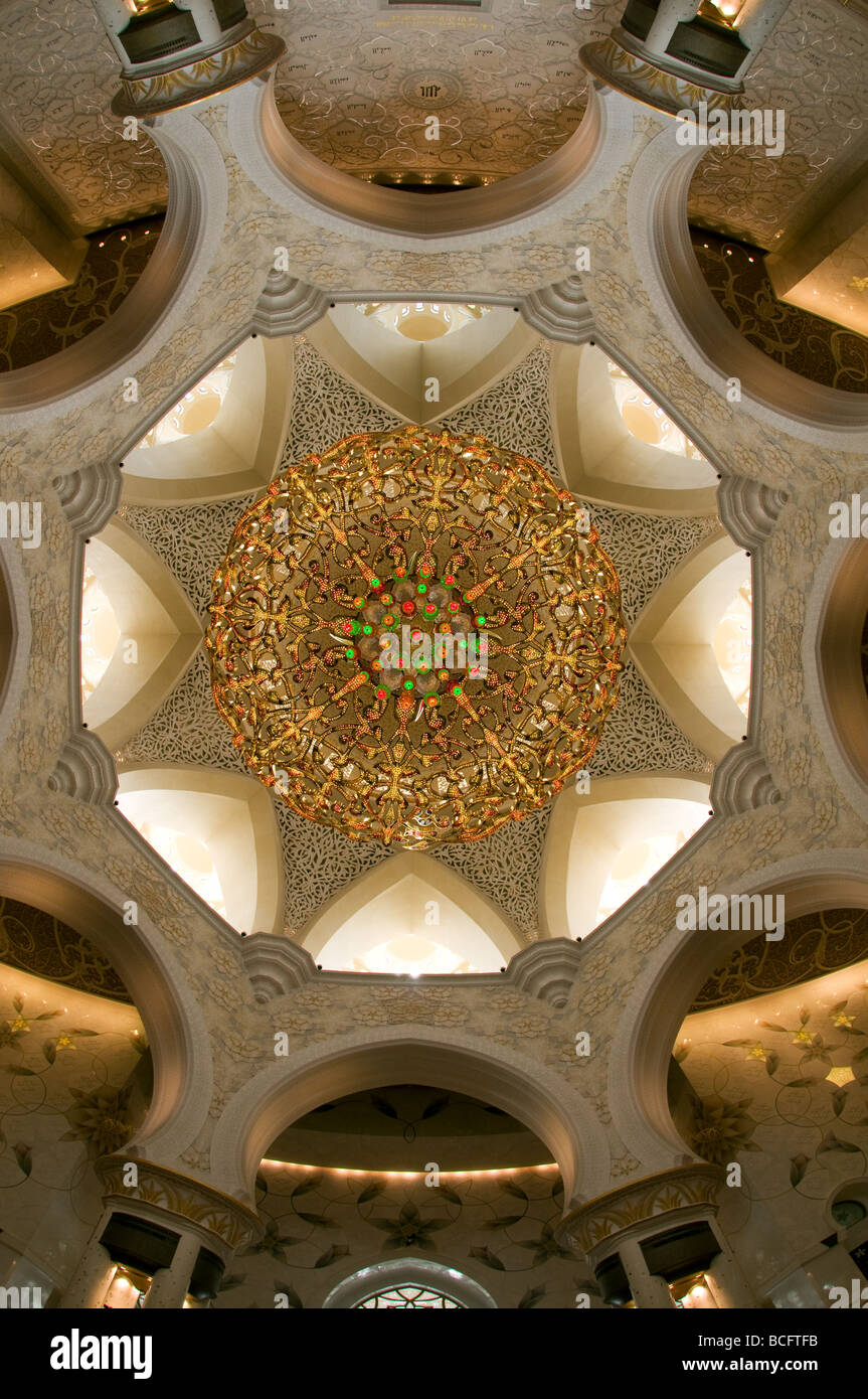 Decke Muster an Sheikh Zayed Moschee, Abu Dhabi Stockfoto