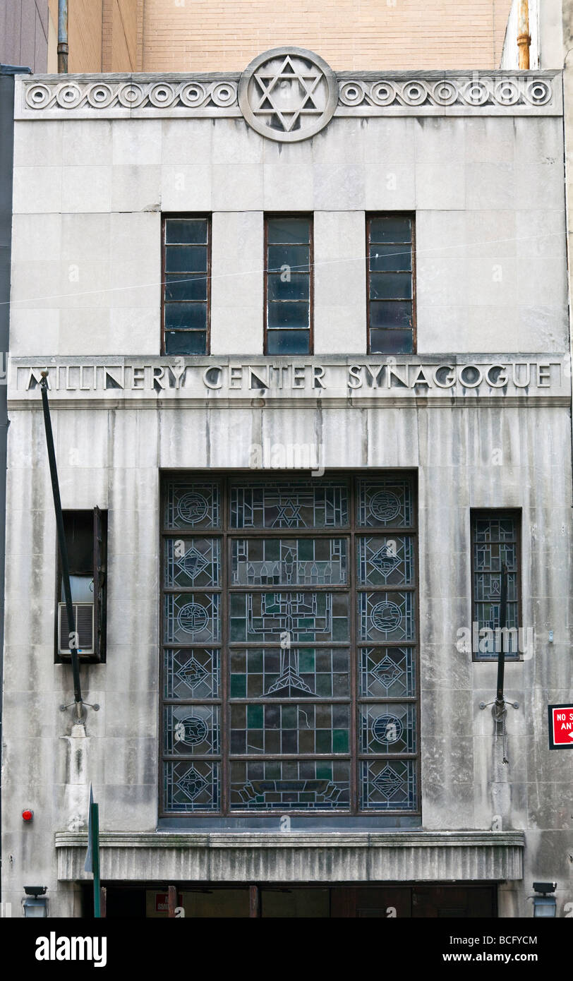 Millinery Center Synagoge, 1025 Sixth Avenue, New York City, USA Stockfoto