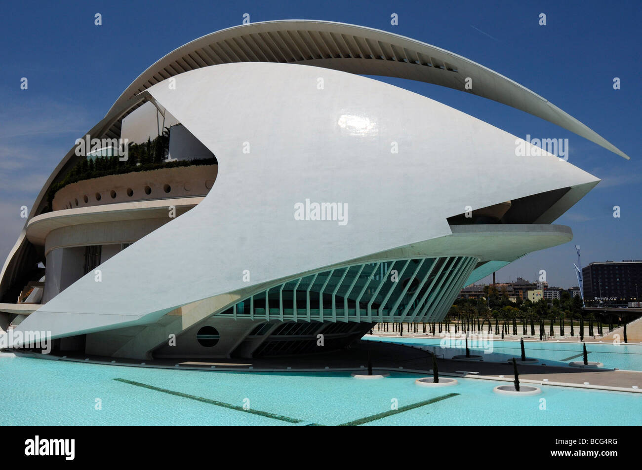 Das Valencia Oper Haus und Performing Arts Center in der Stadt der Künste und Wissenschaften widmet sich der Musik und der szenischen Künste. Stockfoto