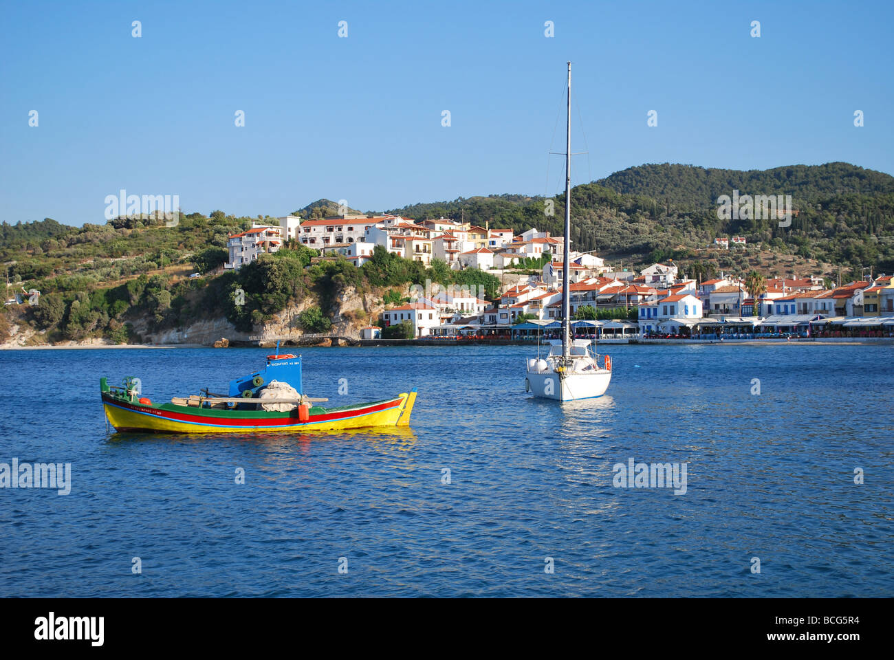 Hafen von Kokkari, Samos Insel Griechenland. Stockfoto