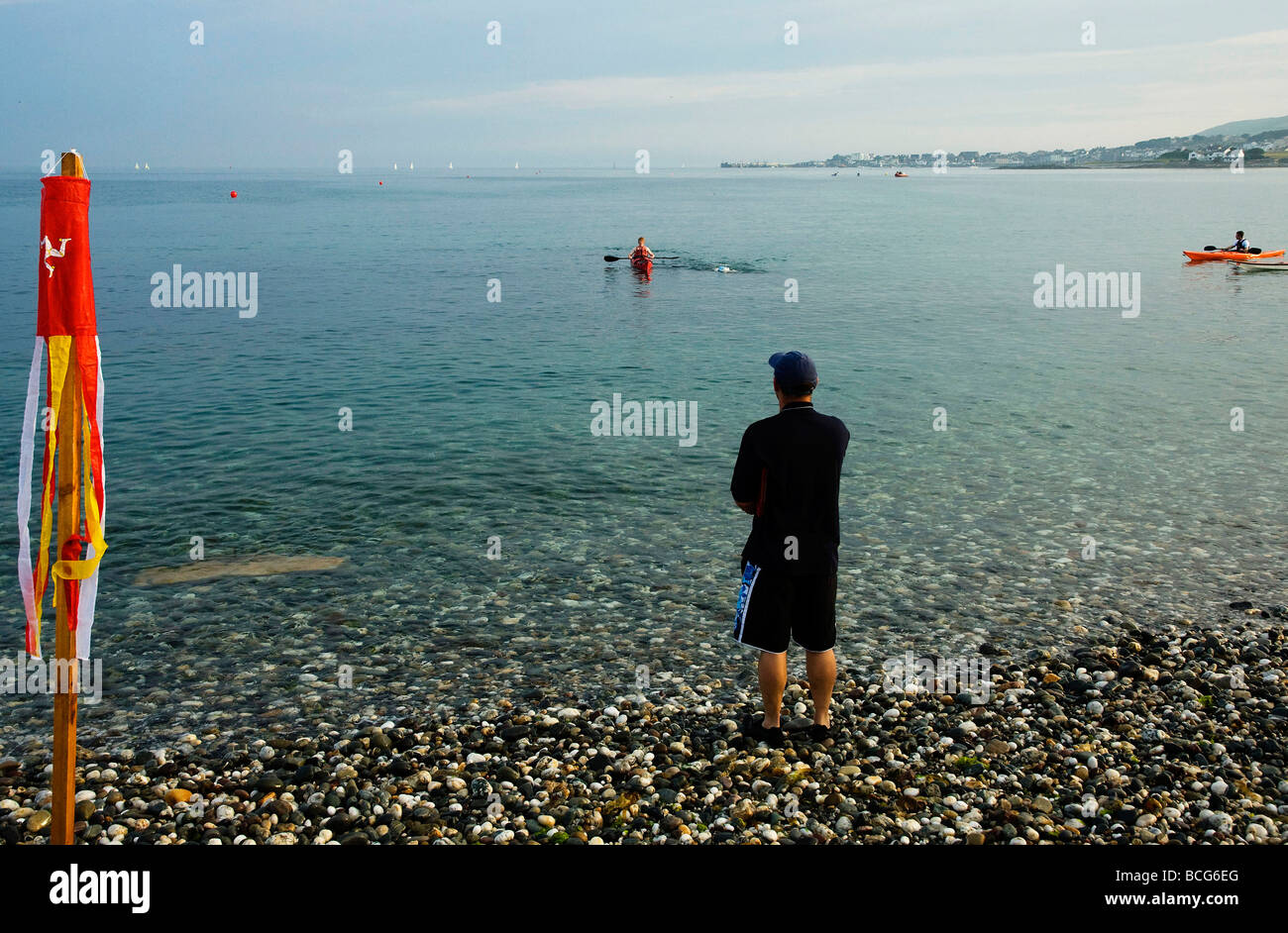 Rennen-Supervisor ein Schwimmer komplett 1 Meile Rennen Stockfoto