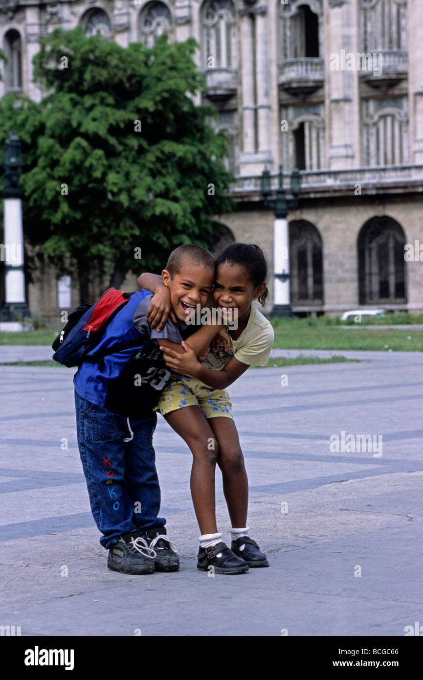 Kinder in Alt-Havanna-Kuba Stockfoto