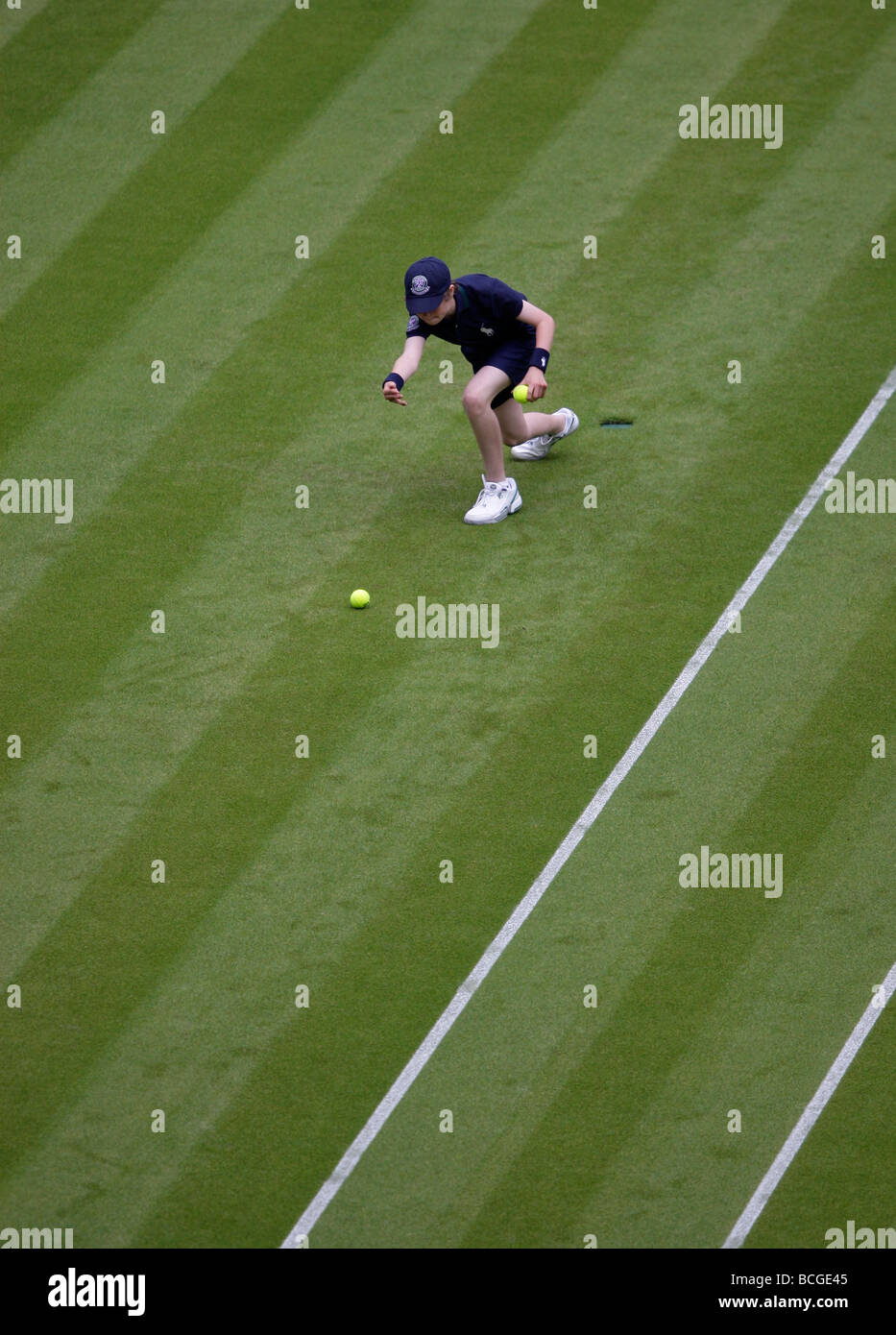 Wimbledon Championships 2009, hohe Aussicht auf ein Djokovic auf dem Centre Court Stockfoto