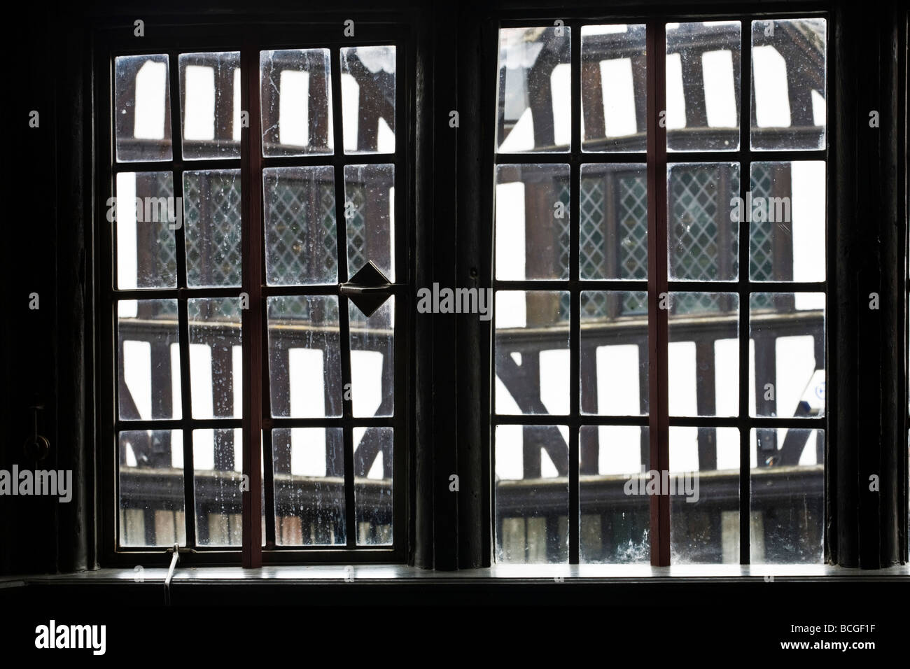 Eine Tudor verbleites Glasfenster in der Mitte "aus dem Hut", Tewkesbury Stockfoto