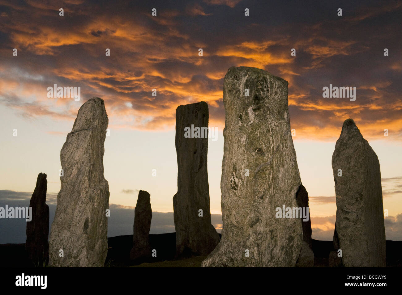 Callanish Steinkreis, neolithische Menhire, Sonnenuntergang am Sommer-Sonnenwende, Isle of Lewis, äußeren Hebriden, Schottland Stockfoto