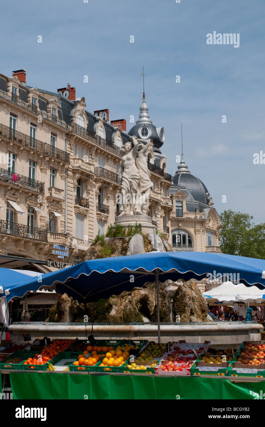 Marktstand auf Comedy Square Montpellier Frankreich Stockfoto