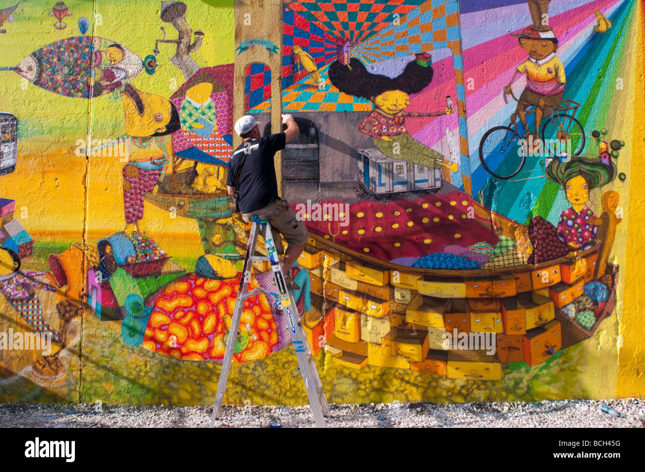 New York NY 28. Juni 2009 OS Gemos Wandbild auf der Houston Street Stockfoto