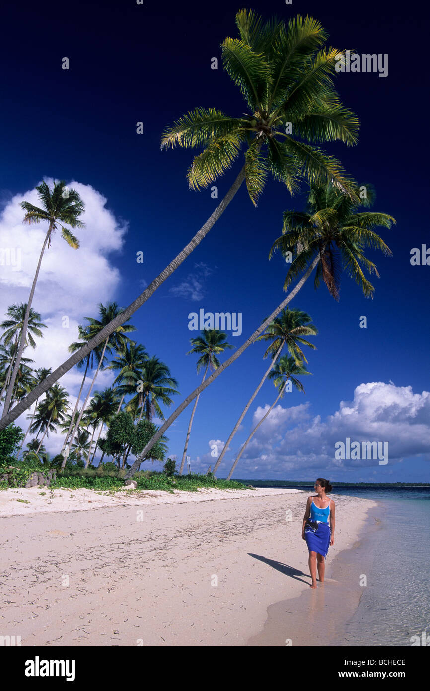 Touristen am Strand von Wakatobi Celebes Indopazifik Indonesien Stockfoto
