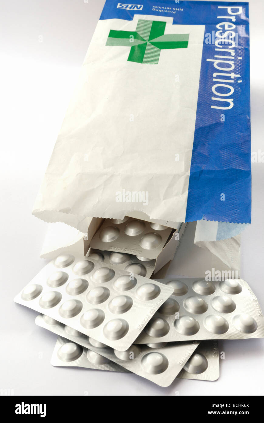 Pillen in einer NHS-Rezept-Tasche Stockfoto