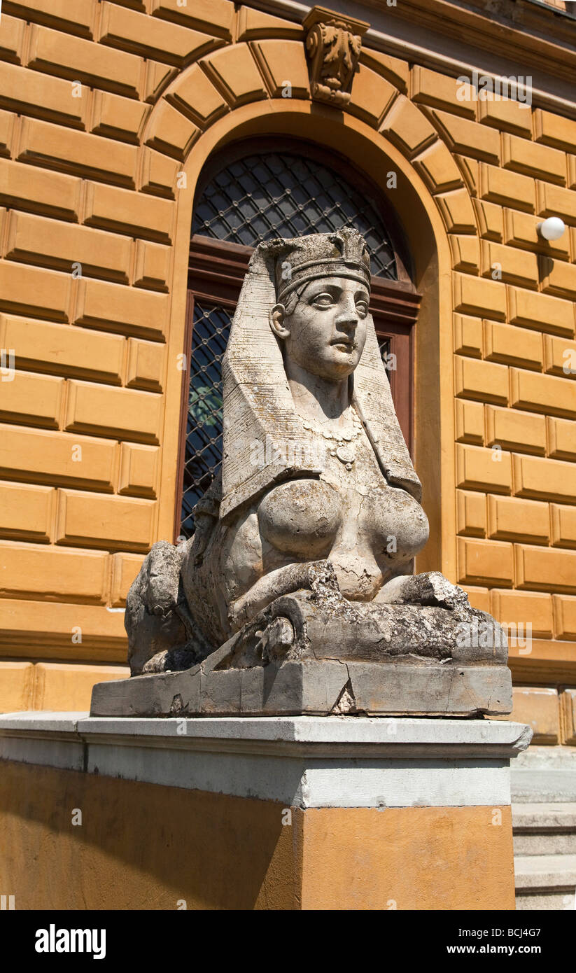 Sphinx Stein Haupt Eingang architektonisches Werk Stockfoto