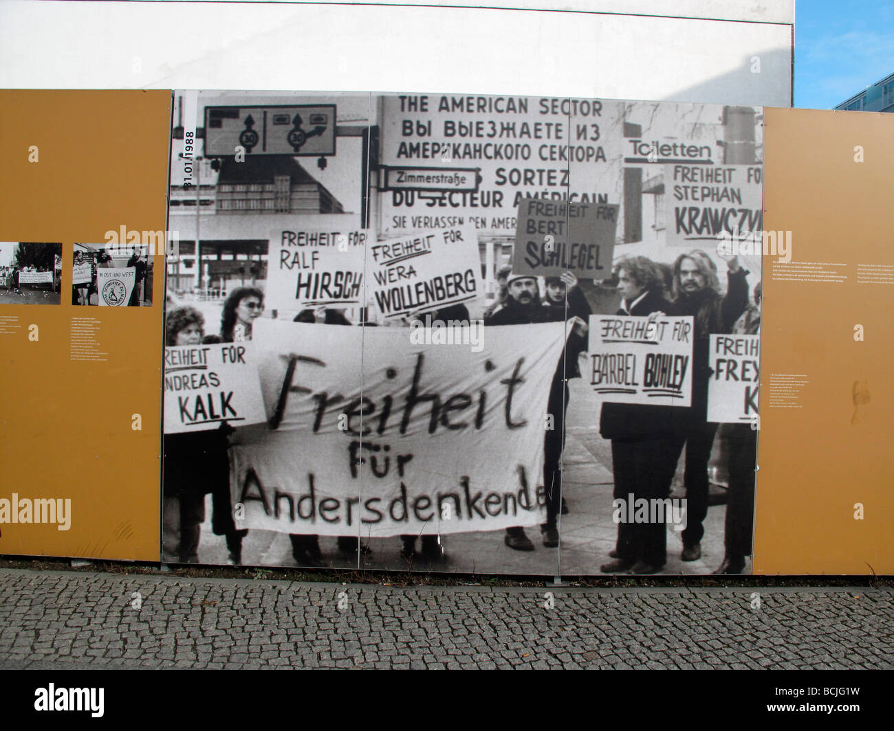 Deutschland Berlin Checkpoint Charlie Freigelände des Holocaust März 09 Stockfoto