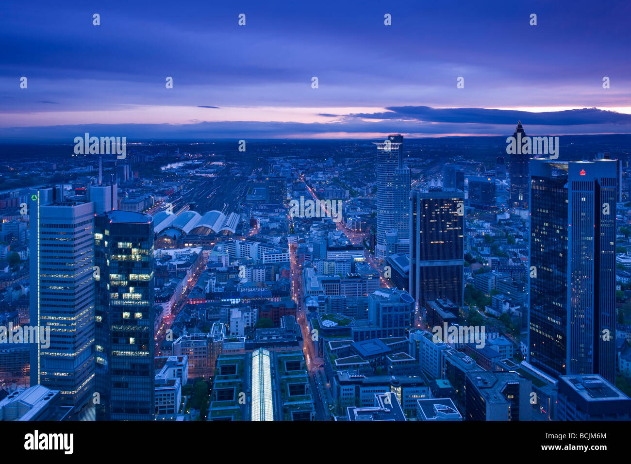 Deutschland, Hessen, Frankfurt-am-Main, Blick vom Main Tower, Financial District Türme Stockfoto