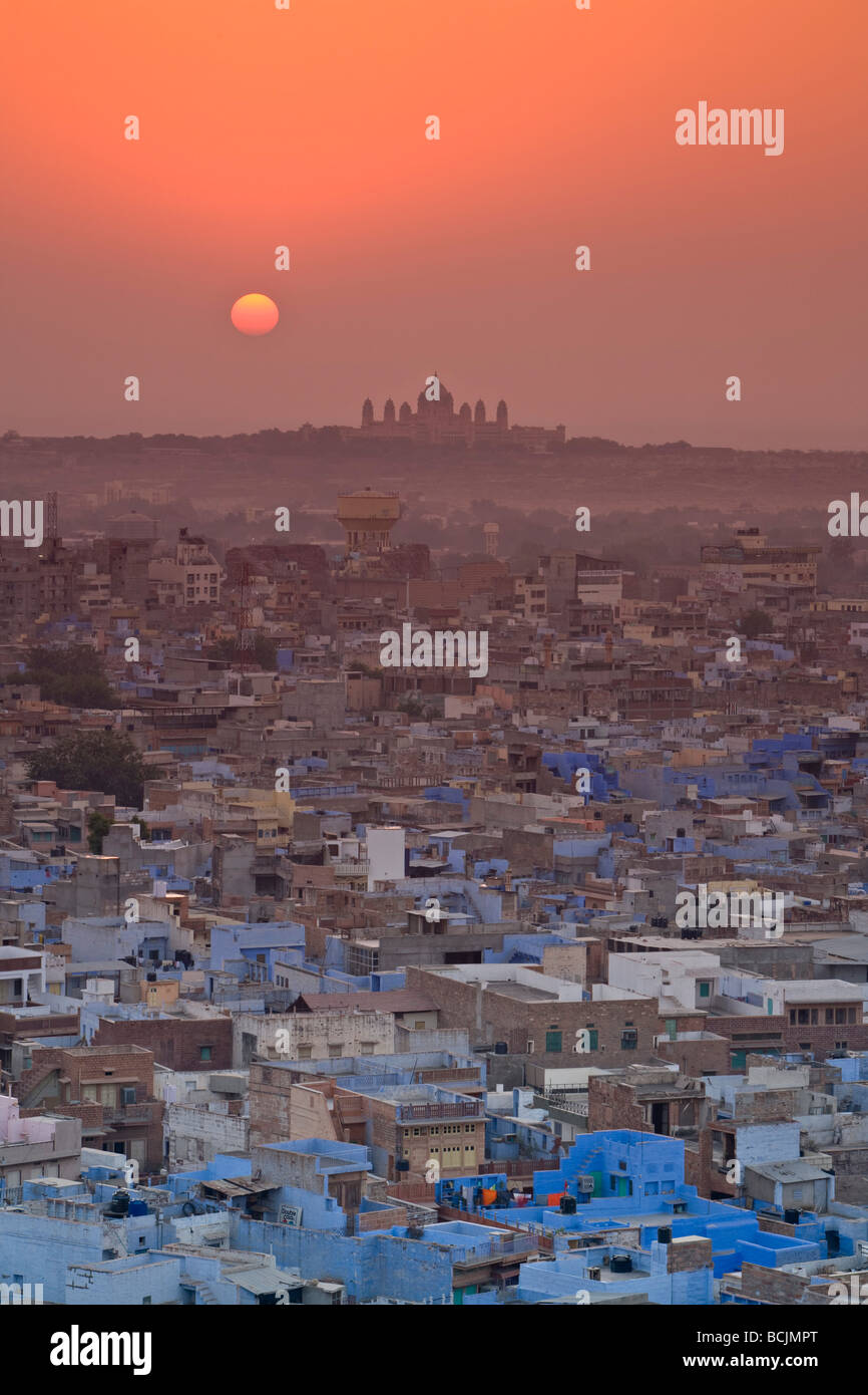 Umiad Bhawan Palace & City Überblick, Jodhpur, die blaue Stadt, Rajasthan, Indien Stockfoto