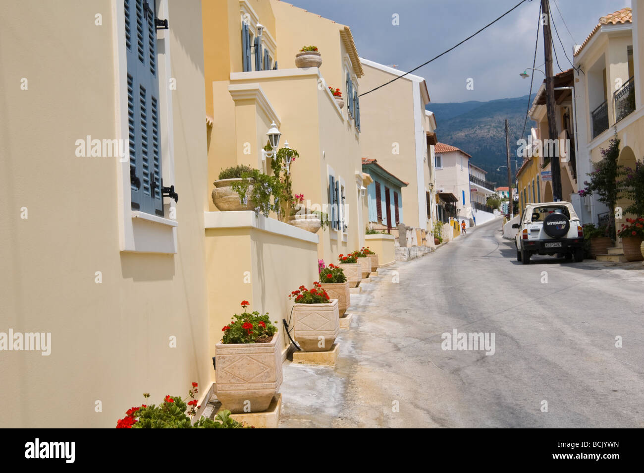 Ferienhäuser und Ferienwohnungen in Dorf Assos auf der griechischen Insel Kefalonia Griechenland GR Stockfoto