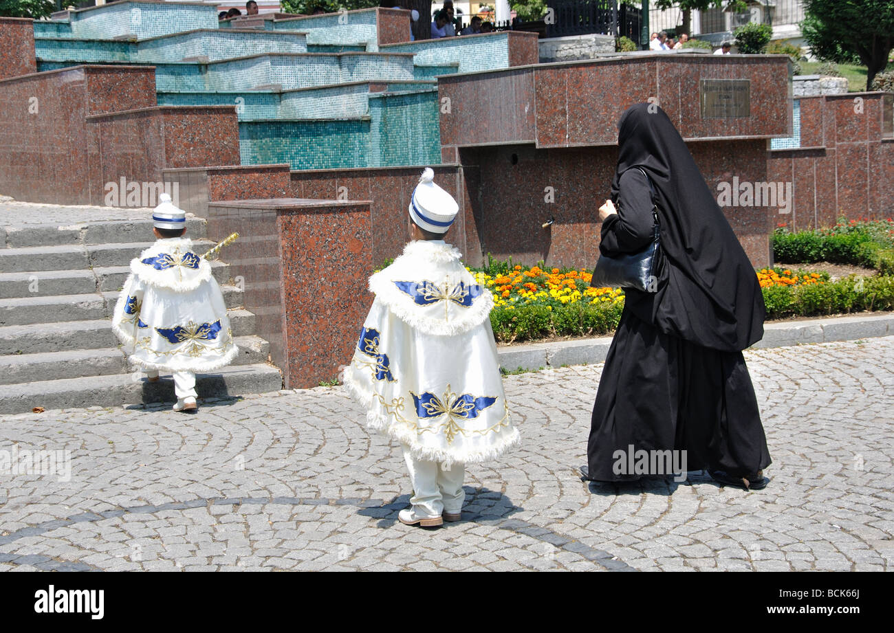 Bilder von Istanbul - Frauen tragen die burka Stockfoto