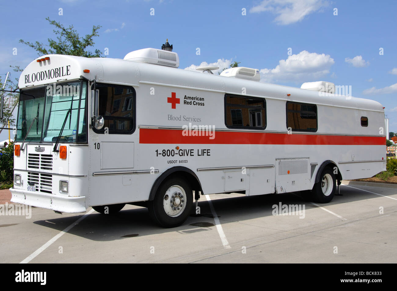 Rotes Kreuz-Blut-Antriebsbus Stockfoto