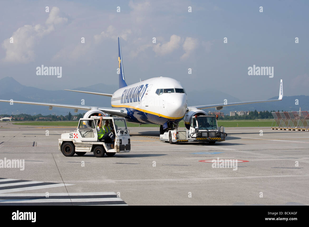 Ryanair-Flugzeug am Flughafen von Bergamo, Italien Stockfoto