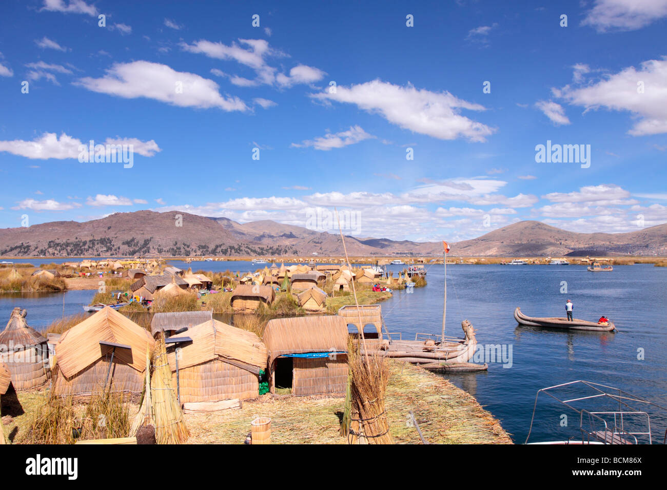 schwimmende Uro Insel Titicaca-See, Puno, Peru Stockfoto