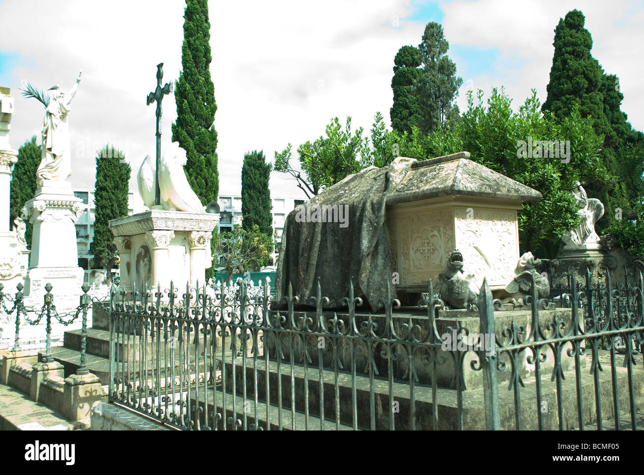 Grabstätten auf dem Friedhof von Sitges, Barcelona - Spanien Stockfoto