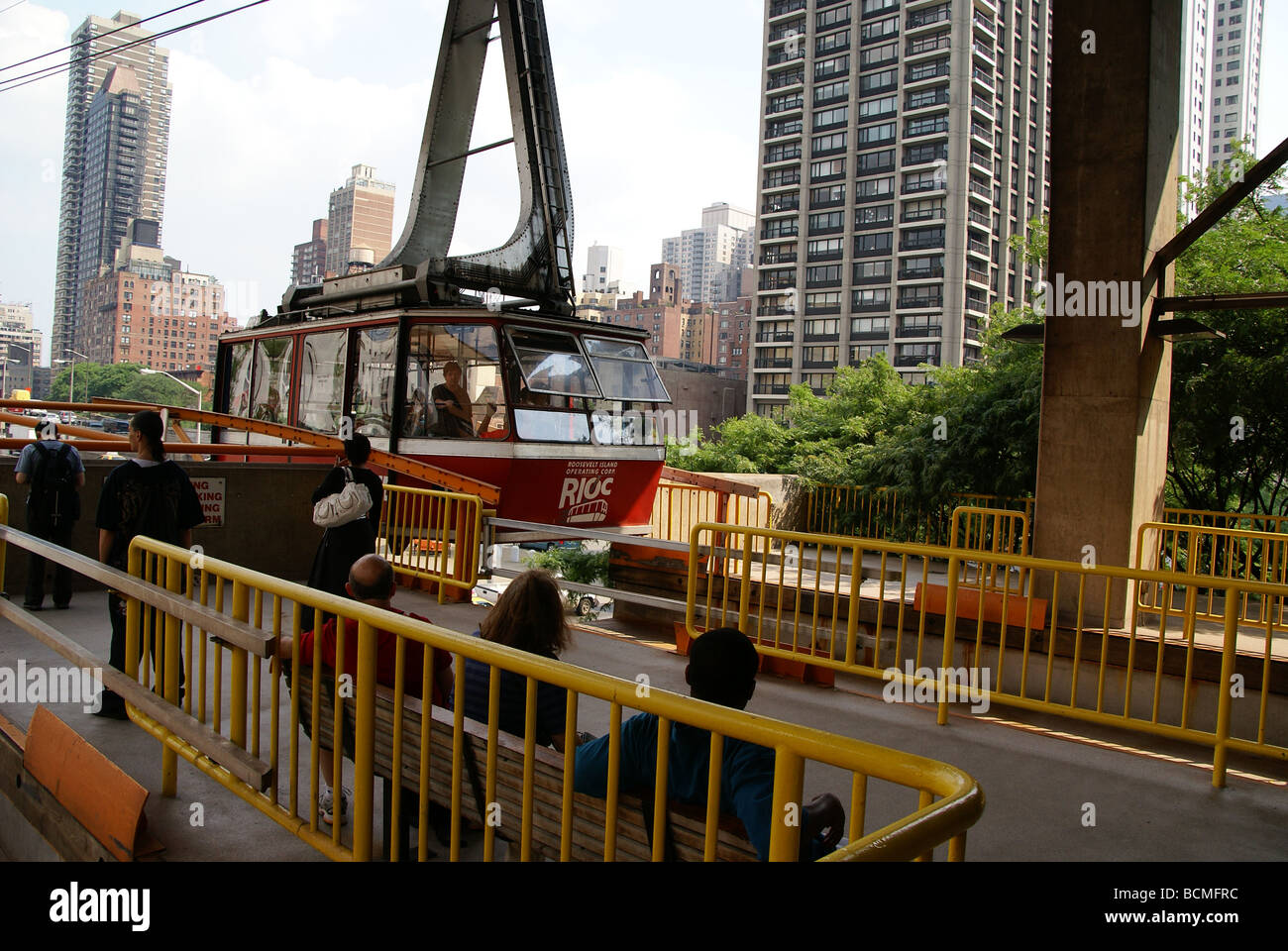 Roosevelt Island Tramway an seiner Station, New York NY Stockfoto