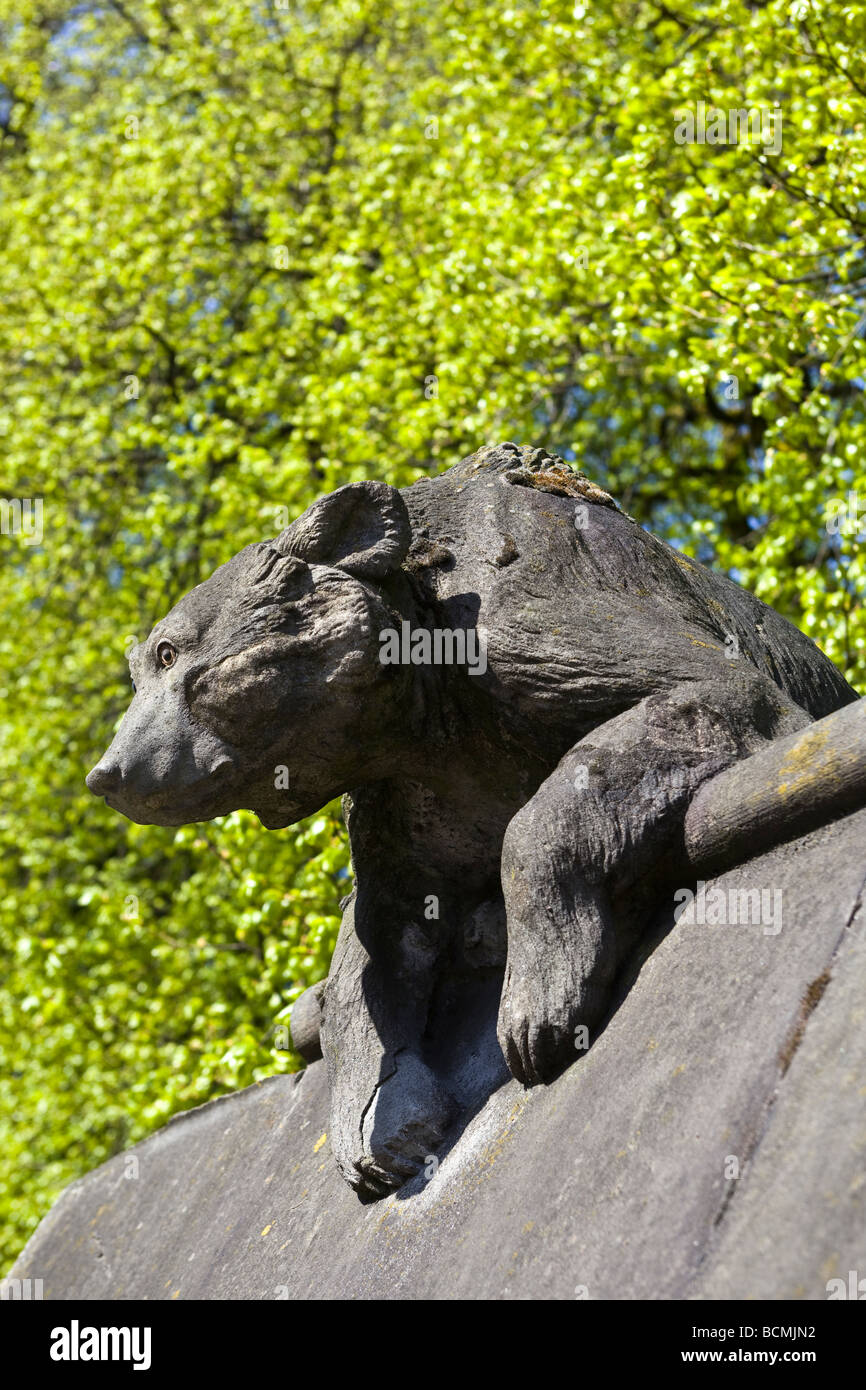 Detail aus der tierischen Wand am Schloss von Cardiff, Cardiff, South Glamorgan Stockfoto