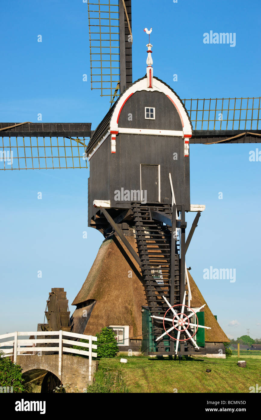 Die Kleine Windmühle, Streefkerk, Südholland, Niederlande. Stockfoto