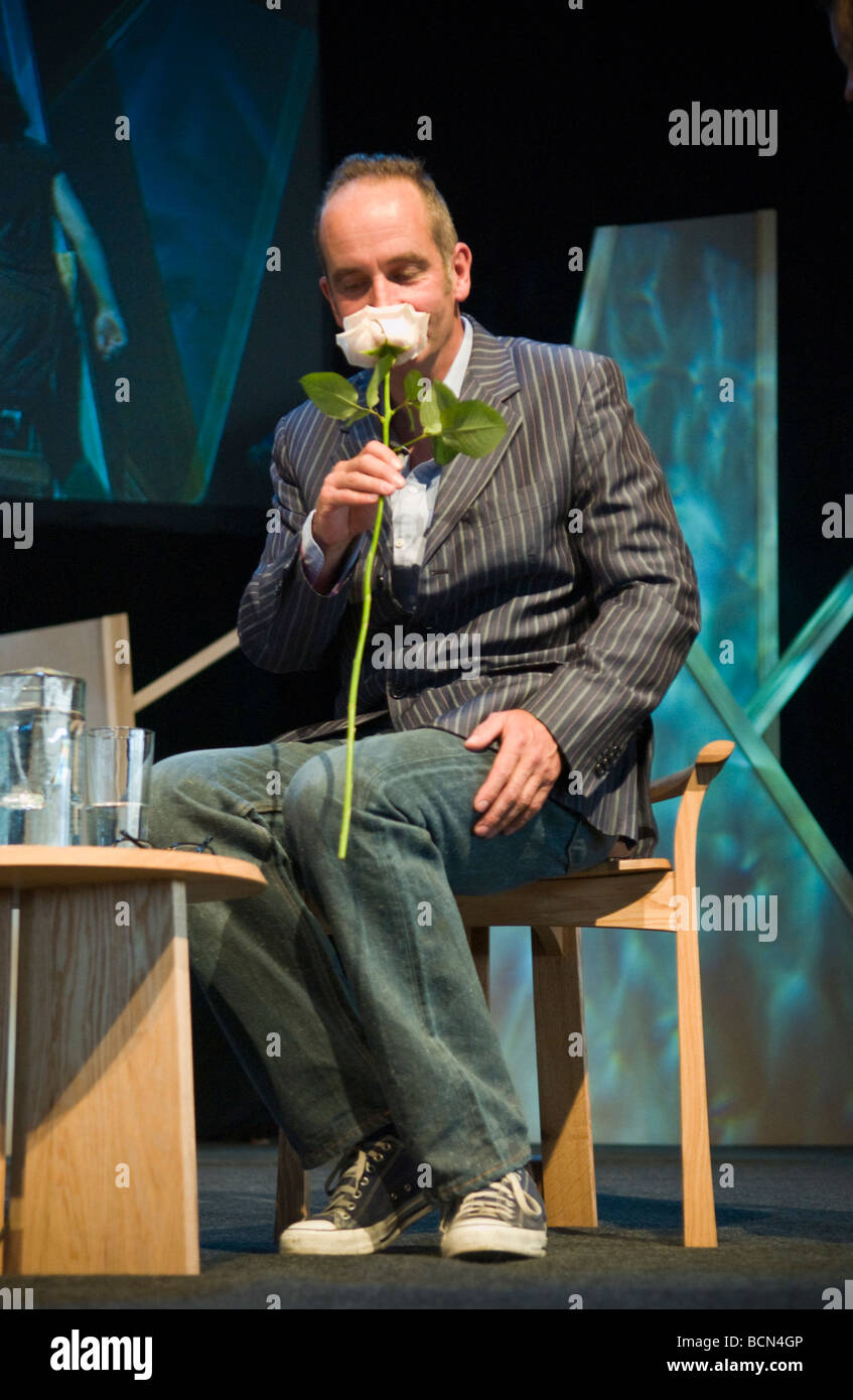 Kevin McCloud britischer Designer Autor und TV-Moderatorin abgebildet Hay Festival 2009 Stockfoto