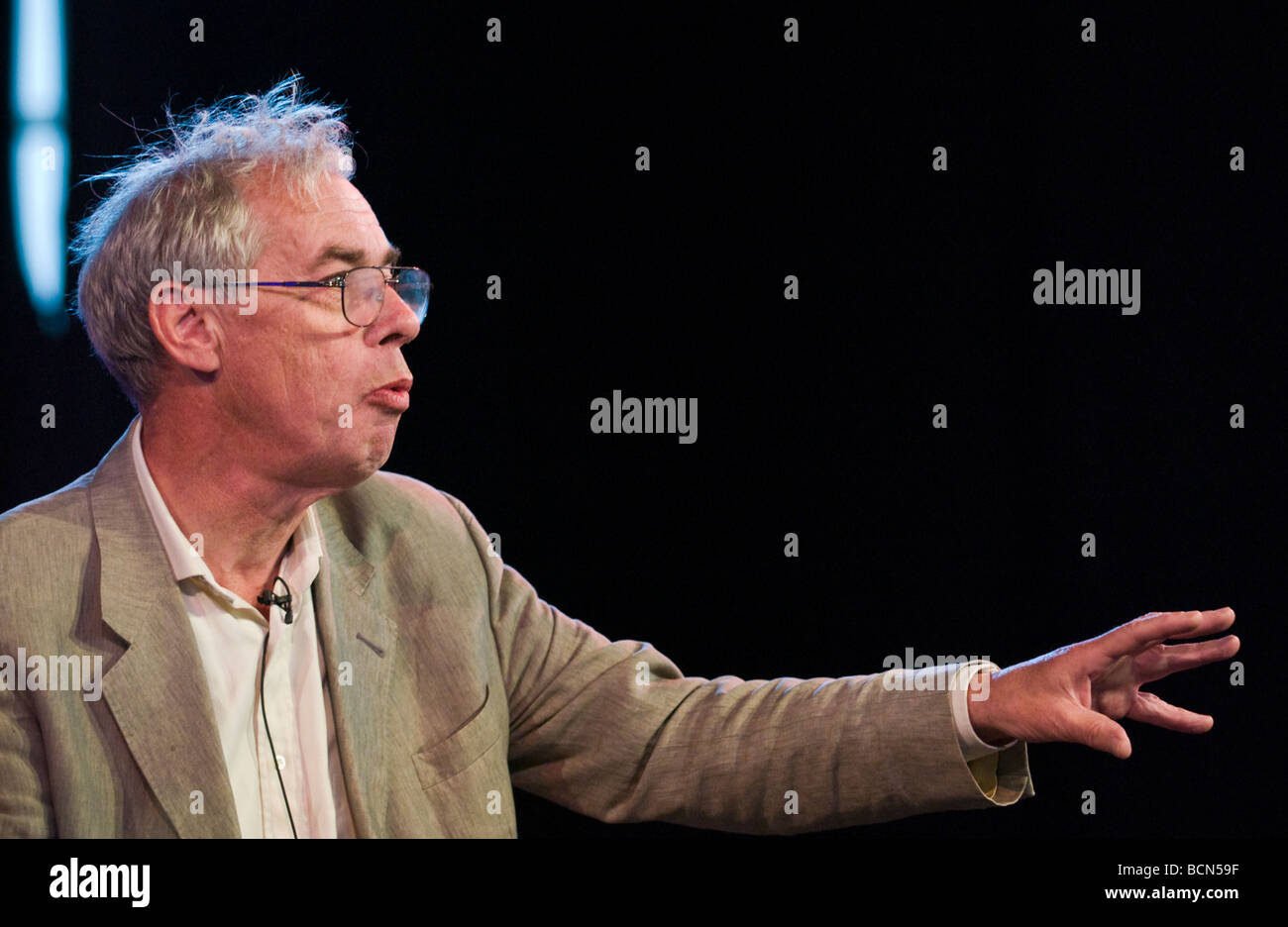 Wirtschaftswissenschaftler John Kay abgebildet Hay Festival 2009 Stockfoto