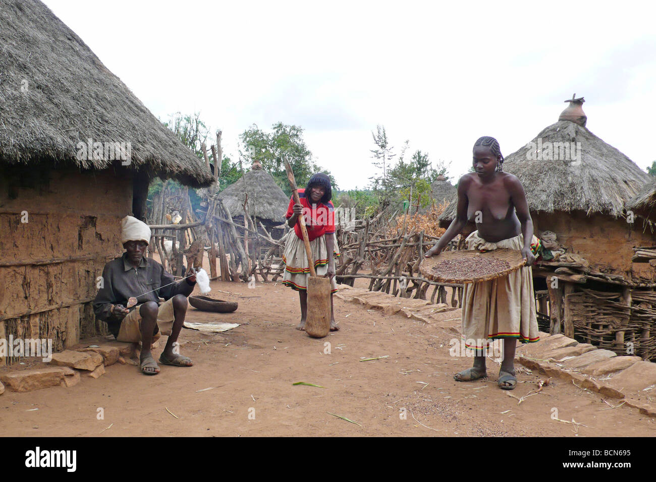 Äthiopien-Omo-Tal-Konso-Menschen Stockfoto