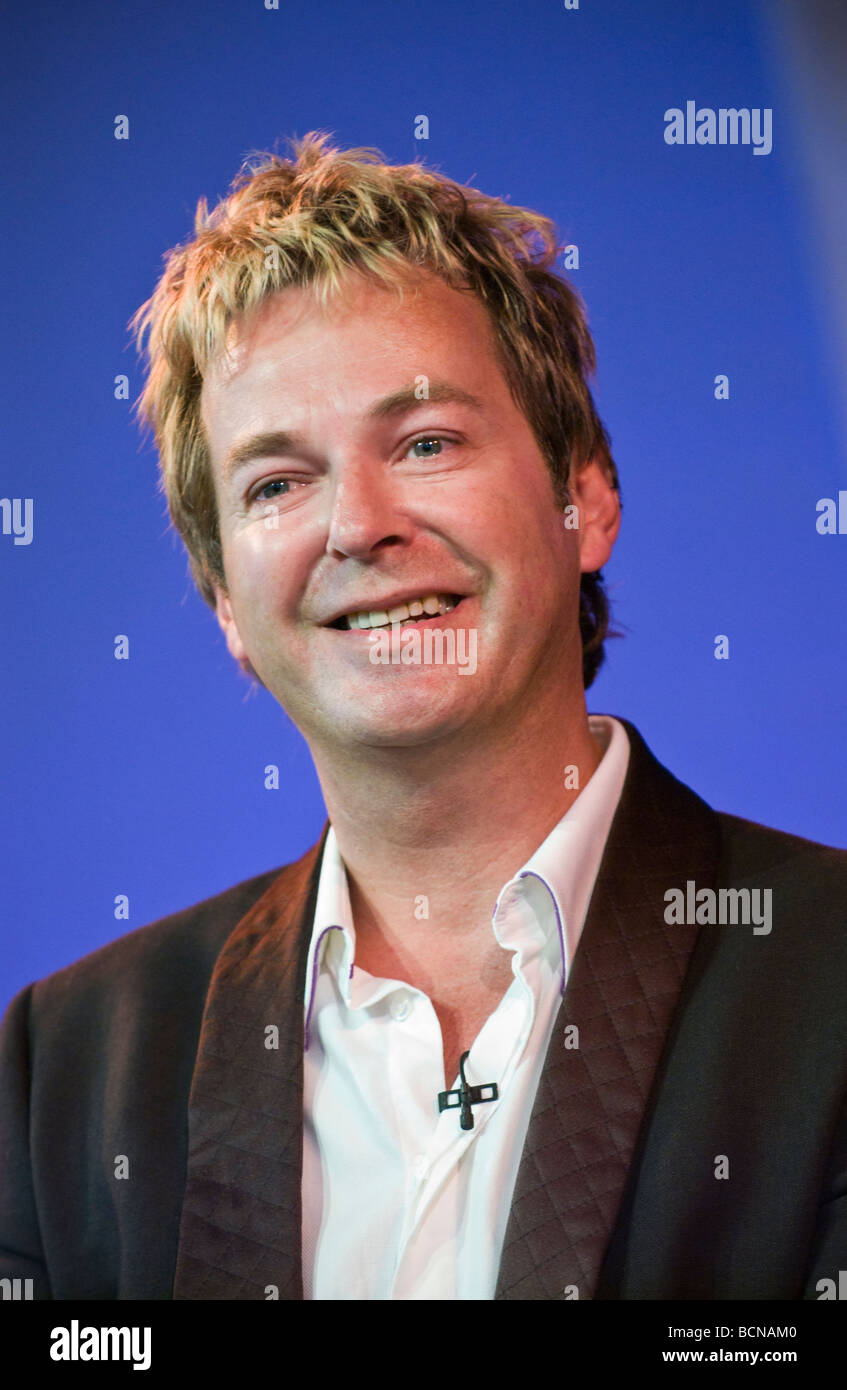 Julian Clary, englischer Komiker und Schriftsteller abgebildet Hay Festival 2009 Stockfoto