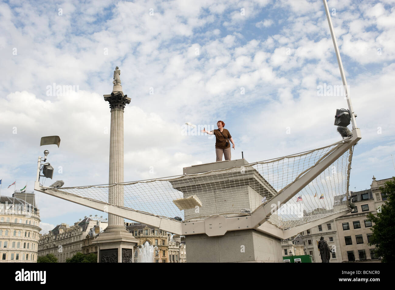 Die Fourth Plinth in Trafalgar Square in London.  Bestandteil eines Projekts namens eine und andere Künstler Antony Gormley. Stockfoto