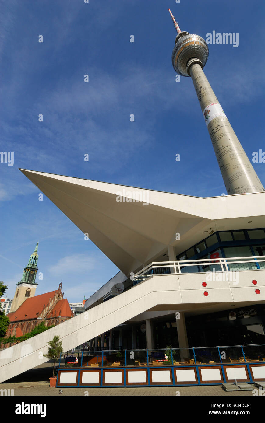 Berlin Deutschland Fernsehturm Fernsehturm am Alexanderplatz Stockfoto