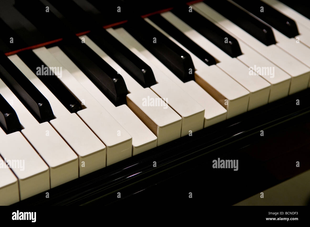 Klavier-Tastatur gedrückt Stockfoto