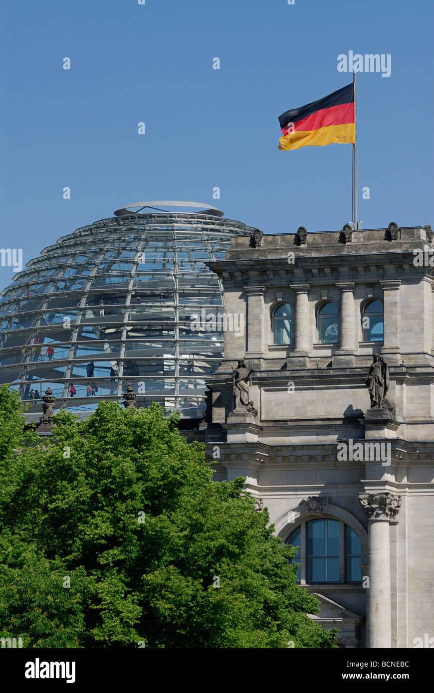 Deutschland Berlin den Reichstag Kuppel vom Architekten Norman Foster entworfen Stockfoto