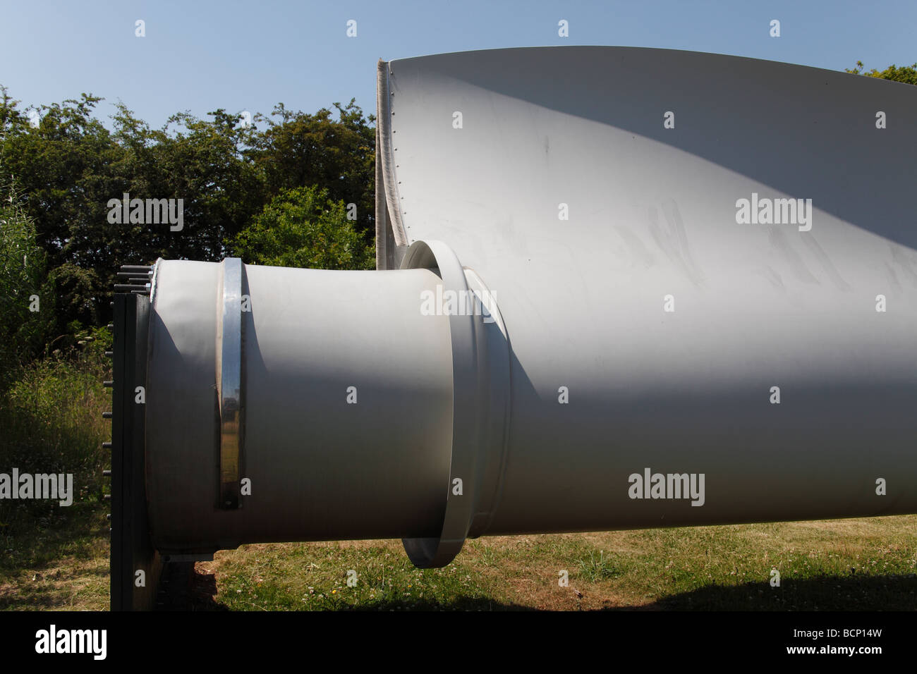 Basis der Wind Turbinenschaufel Stockfoto