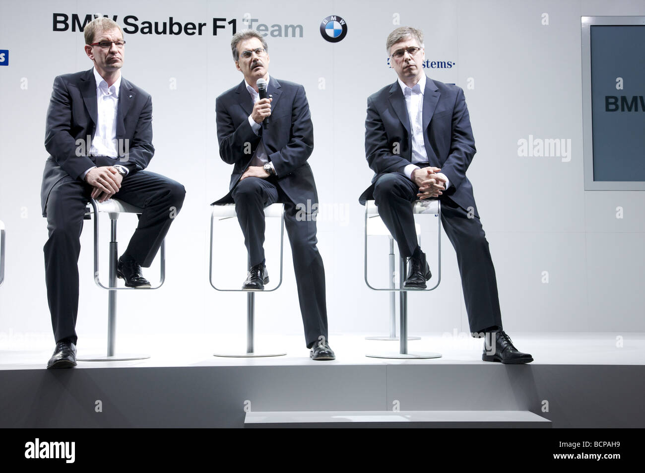 Markus Duesmann, Mario Theissen, Walter Riedl bei BMW Sauber Team starten 2009 Stockfoto