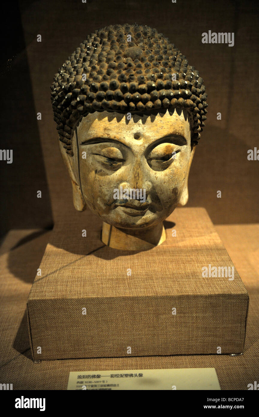Weinend Buddha aus Westen Xia-Dynastie, Capital Museum, Peking, China Stockfoto