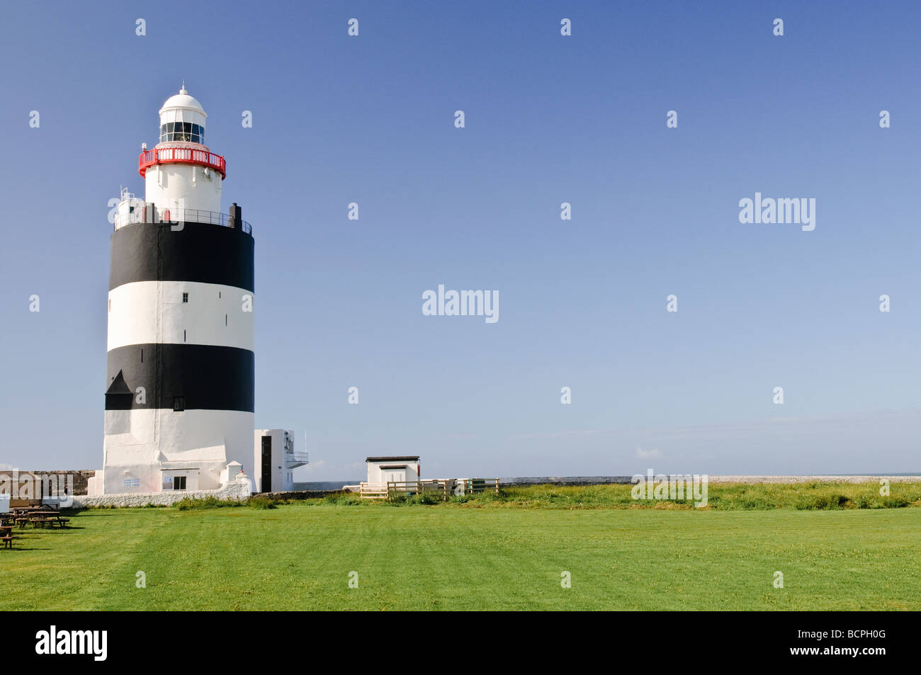 Hook Lighthouse, Hook Halbinsel, County Wexford, gebaut im Jahre 1172 zweiten ältesten Leuchtturm der Welt. Stockfoto Hook Lighthouse, Hook Halbinsel, County Wexford, gebaut im Jahre 1172 zweiten ältesten Leuchtturm der Welt. Stockfoto